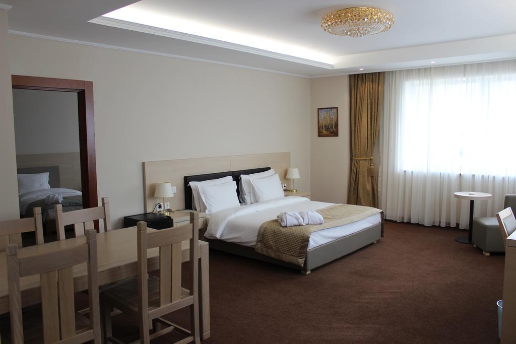 Отель Caspian Riviera Grand Palace Актау Экстерьер фото