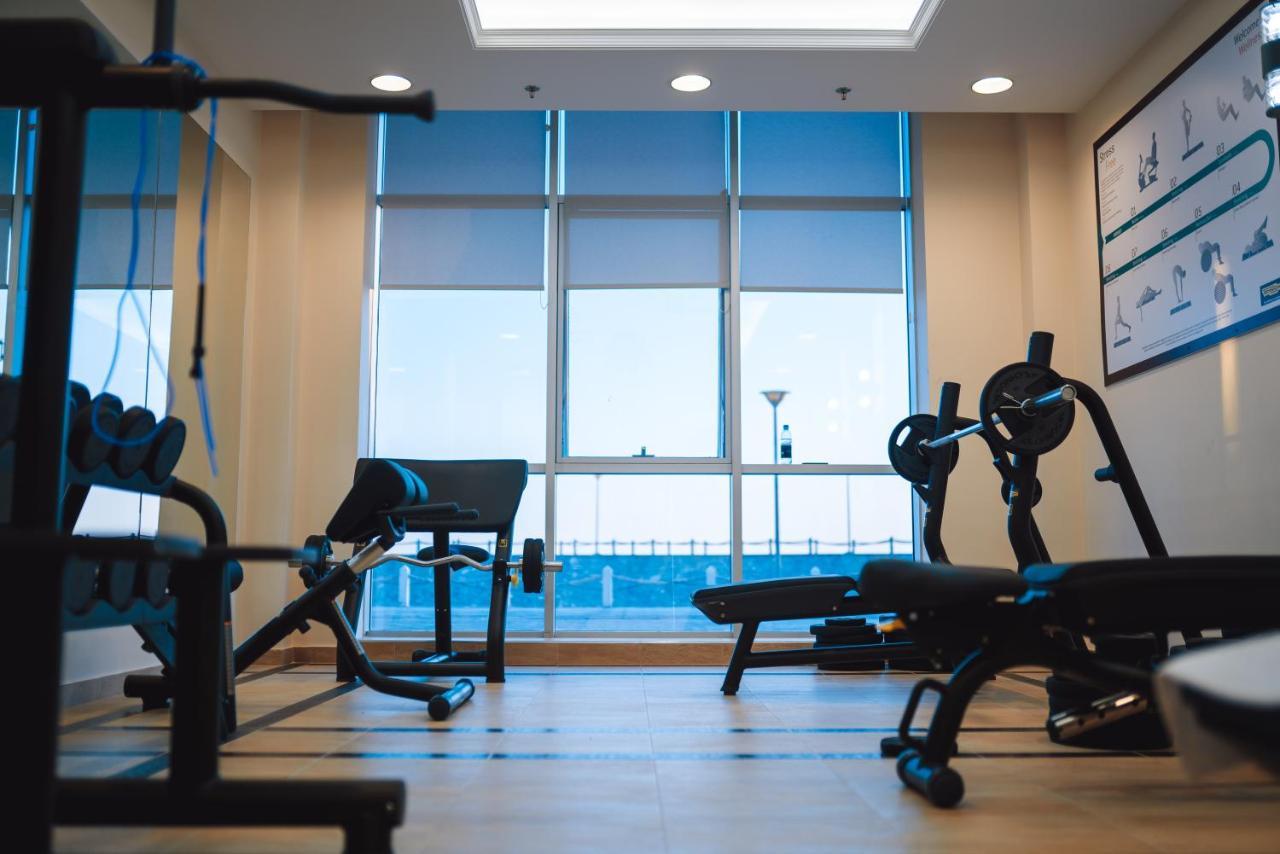 Отель Caspian Riviera Grand Palace Актау Экстерьер фото The gym at the hotel